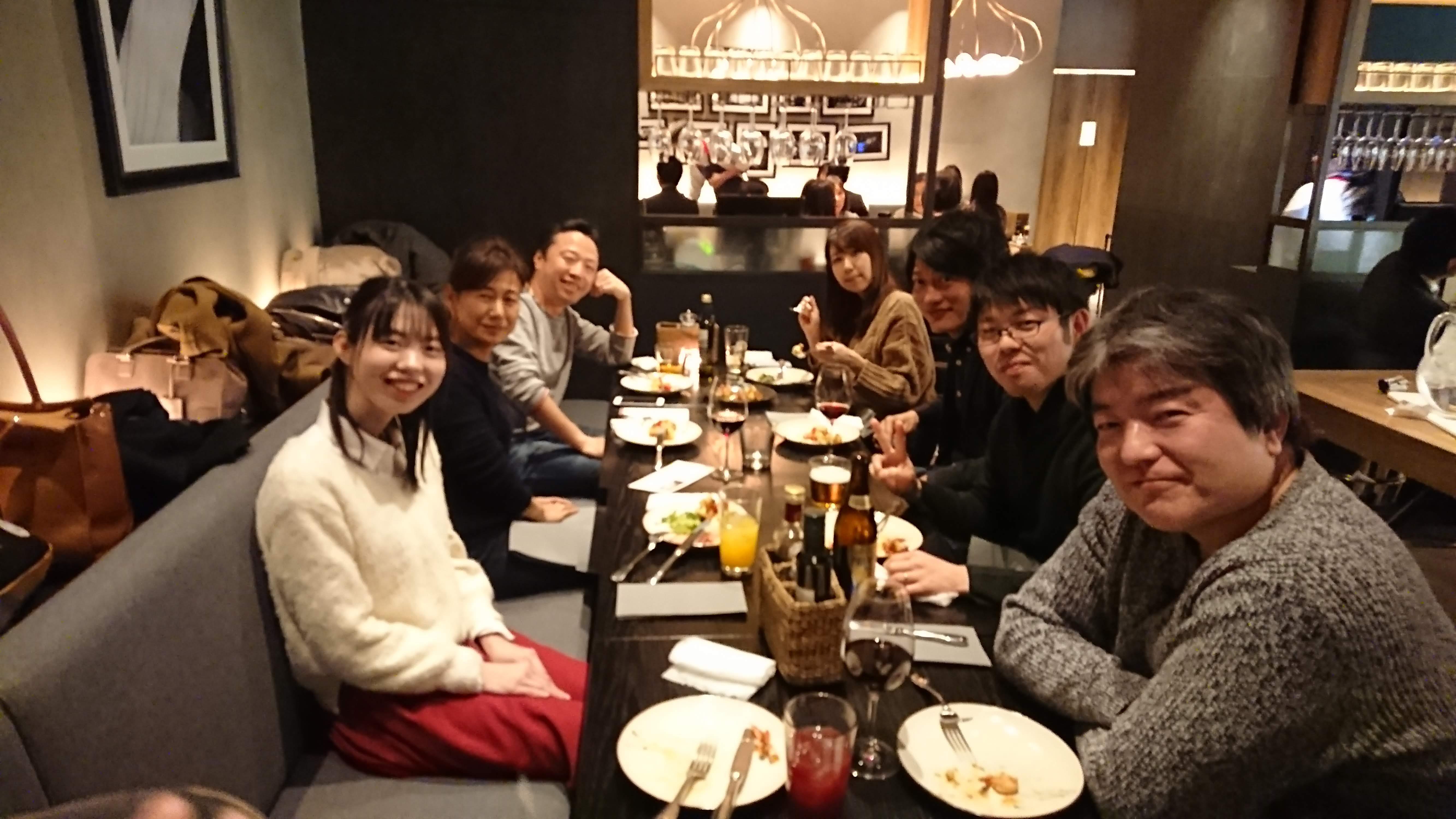 dinner_members.JPG