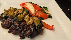 Dinner2_R.jpg